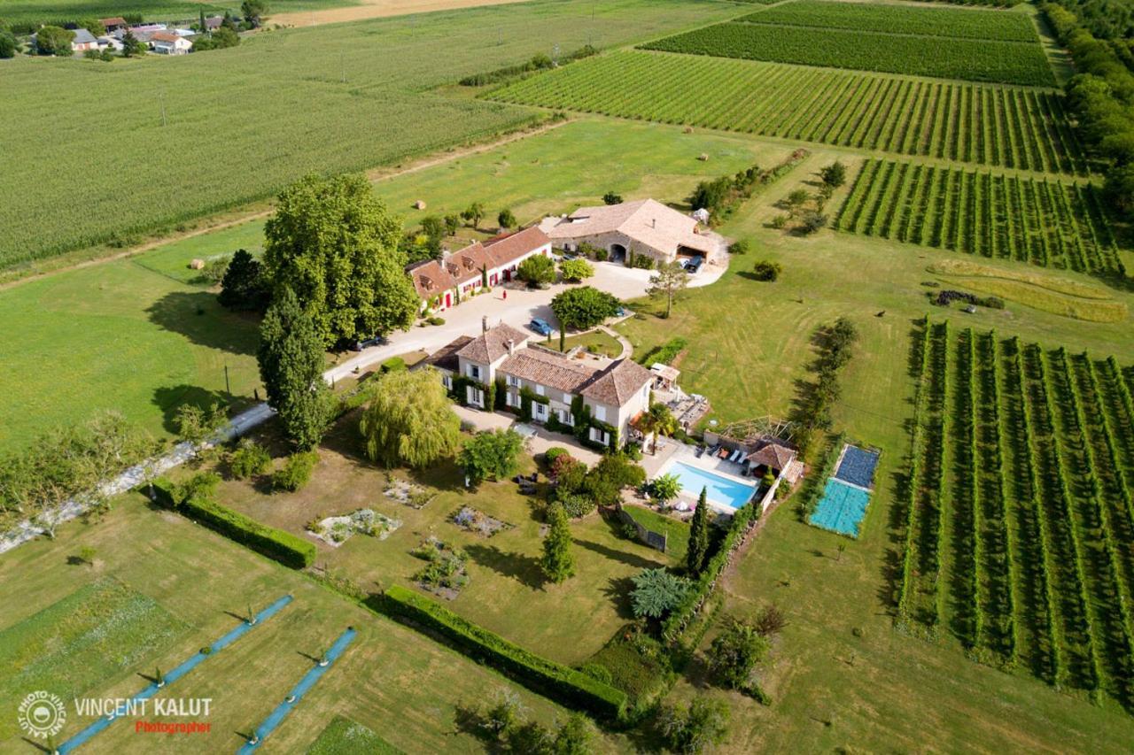 Bed and Breakfast Domaine De La Queyssie Saussignac Экстерьер фото