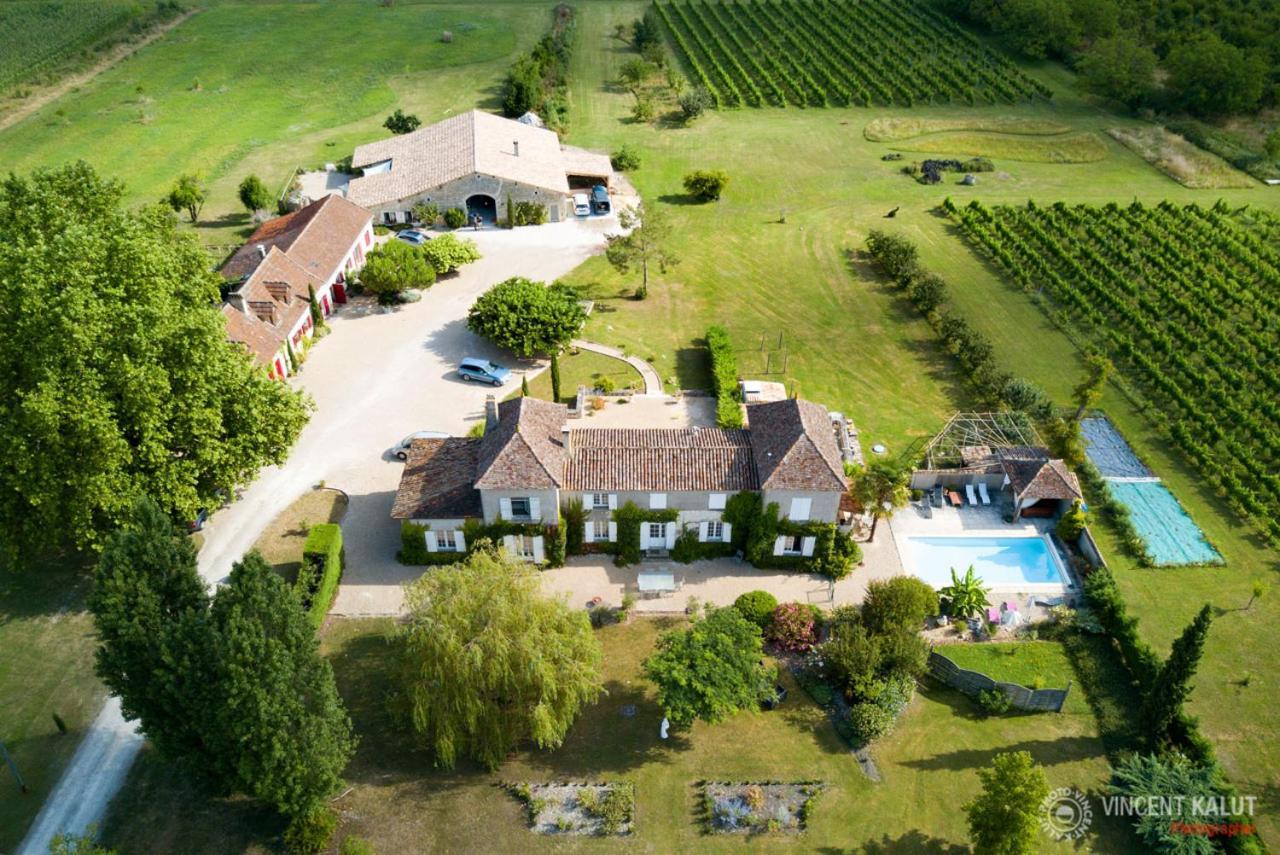 Bed and Breakfast Domaine De La Queyssie Saussignac Экстерьер фото