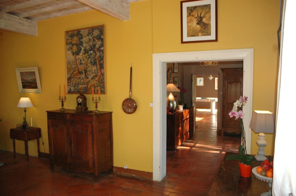 Bed and Breakfast Domaine De La Queyssie Saussignac Экстерьер фото